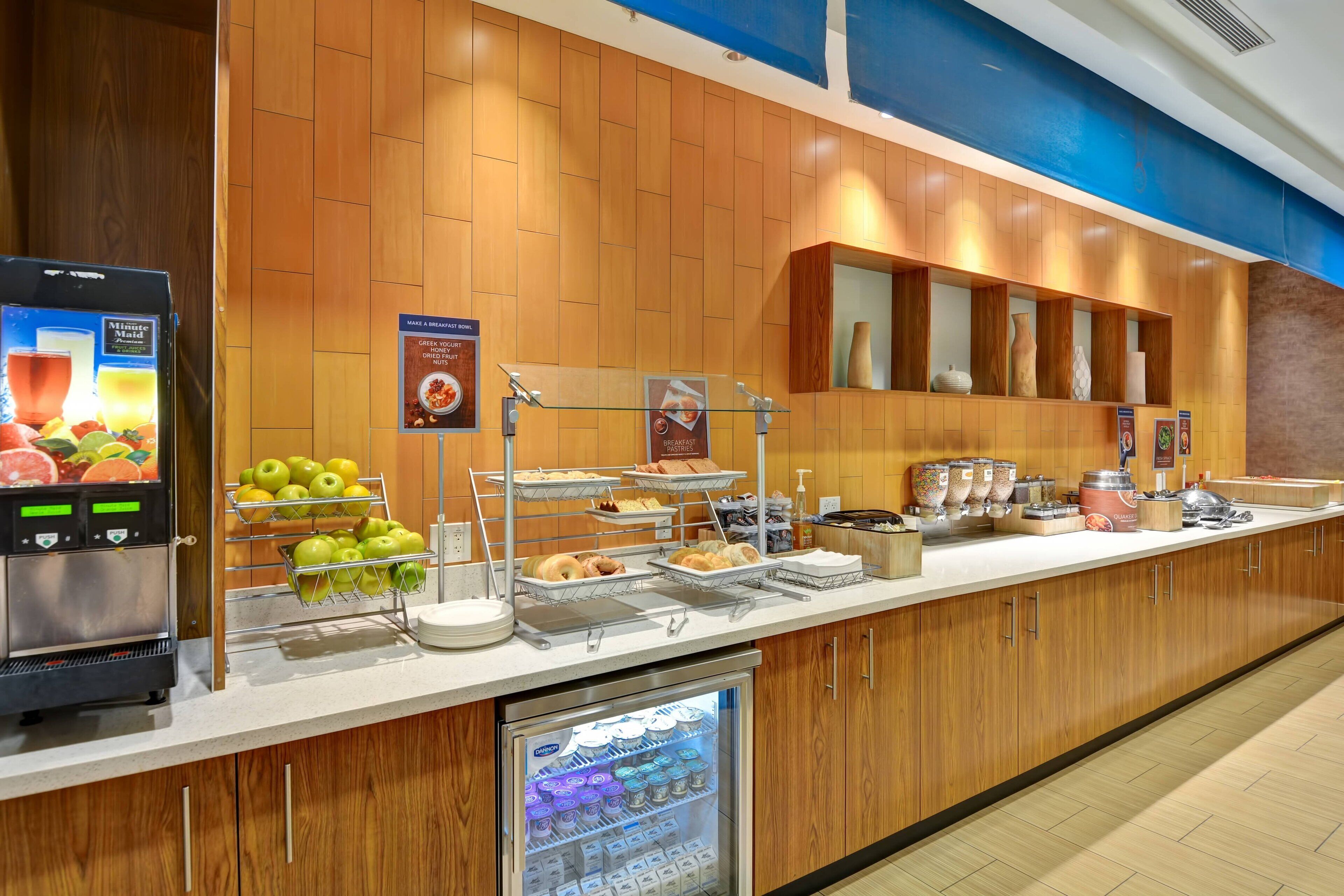 free daily self-service breakfast