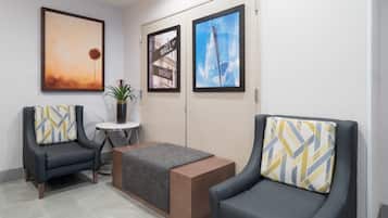 Sala de estar en el lobby
