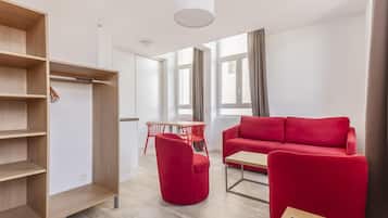 Apartment, 1 Bedroom | Living area
