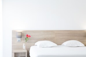 1 chambre, literie de qualité supérieure, bureau