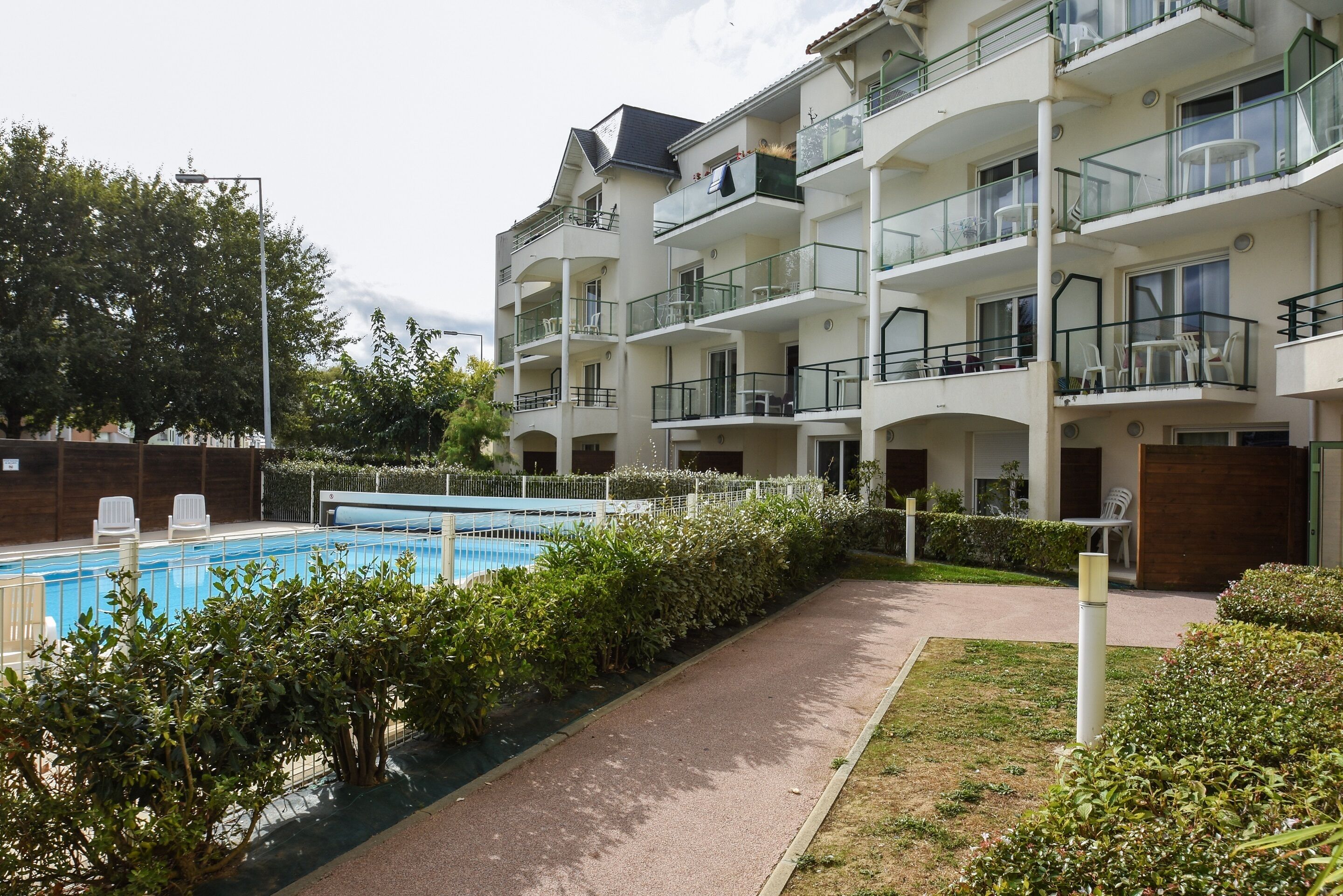 Seasonal outdoor pool