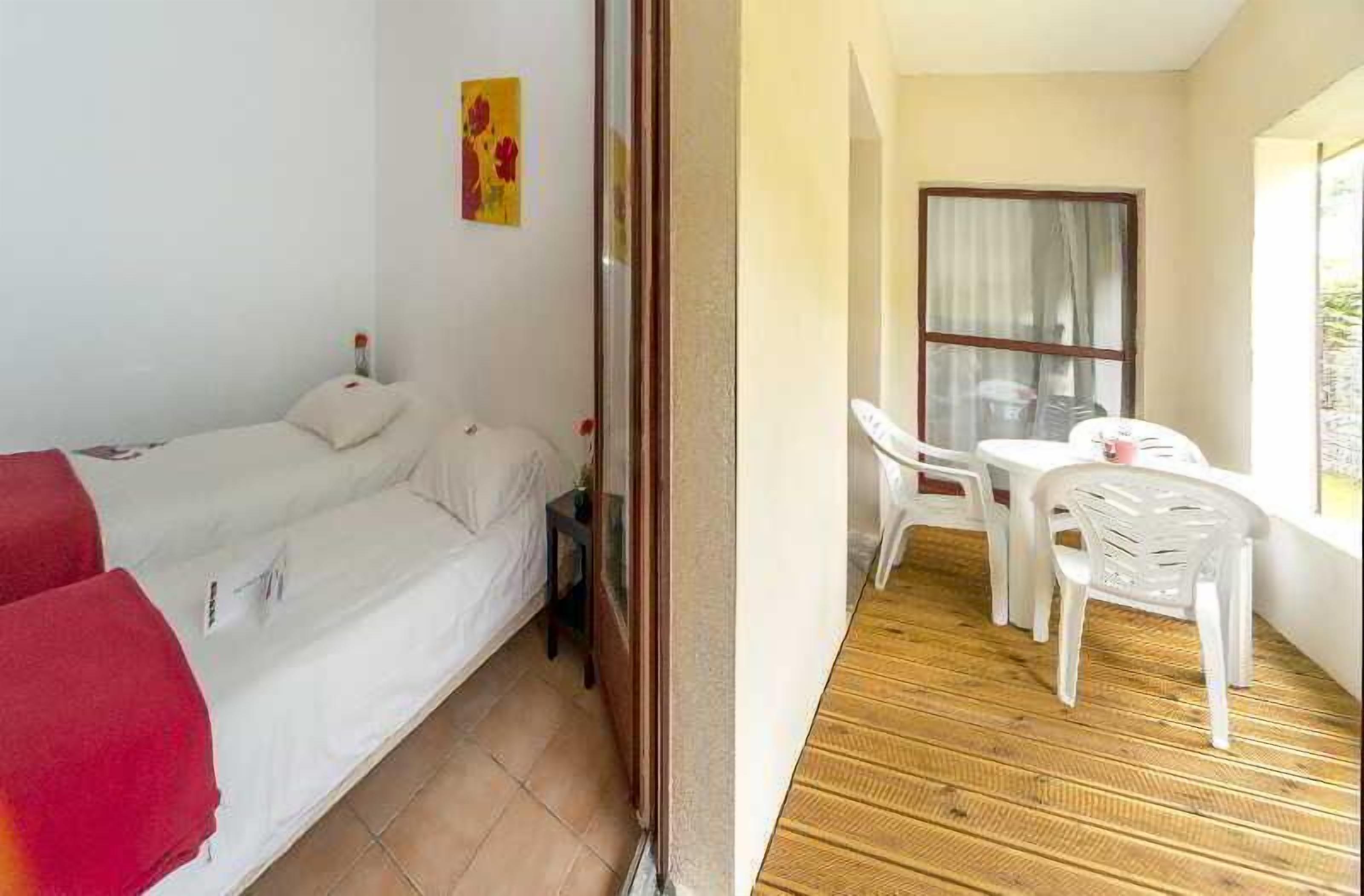 Premium bedding, desk, soundproofing, iron/ironing board