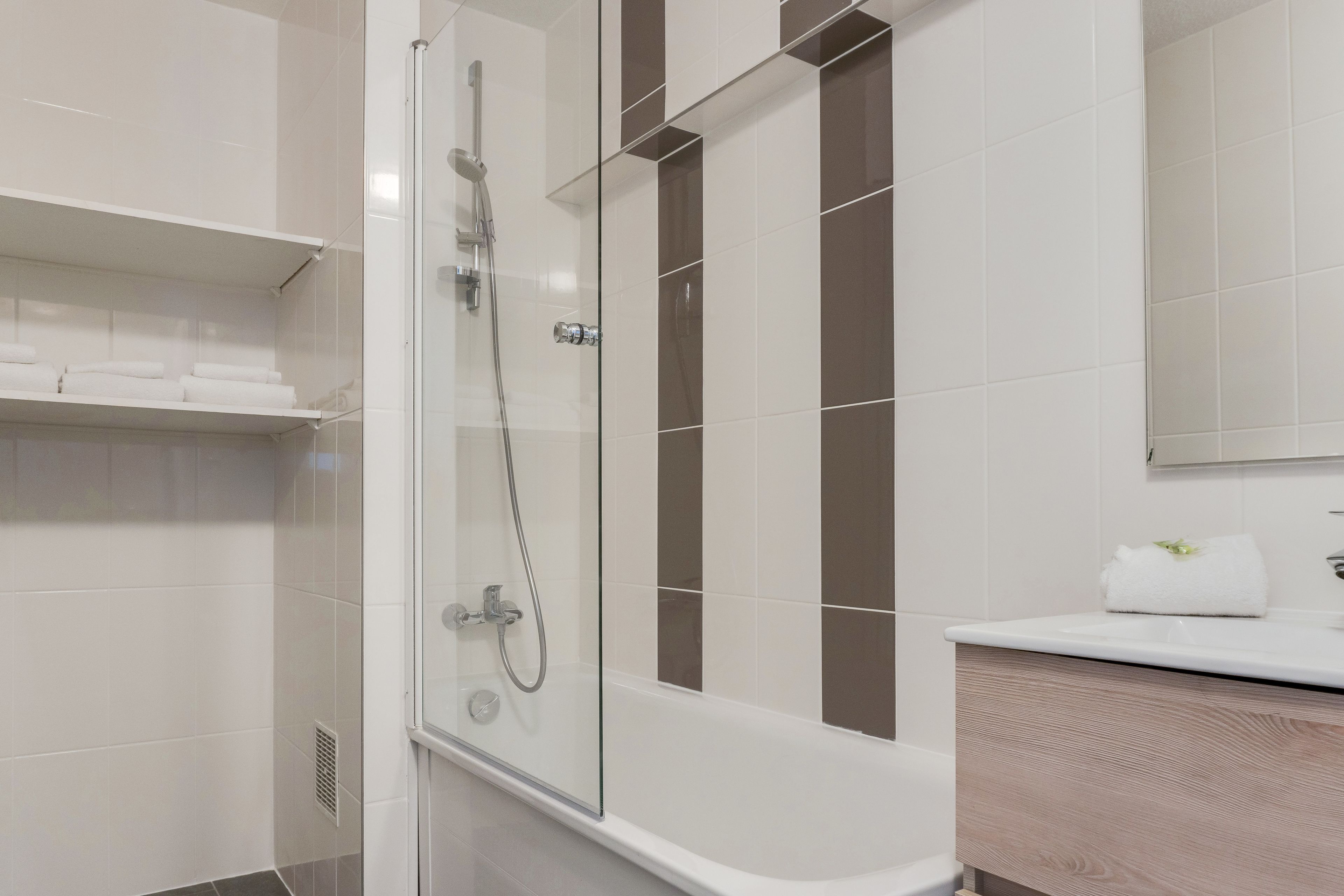 Articles de toilette gratuits, serviettes fournies