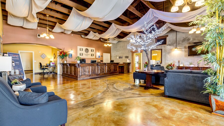 Comfort Inn Pomona near Fairplex