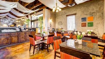 Petit déjeuner continental compris tous les jours