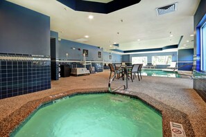 Baignoire à remous extérieure