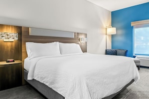 Premium bedding, pillow-top beds, desk, blackout curtains - Holiday Inn Express Hotel & Suites Detroit-Novi by IHG (Novi)