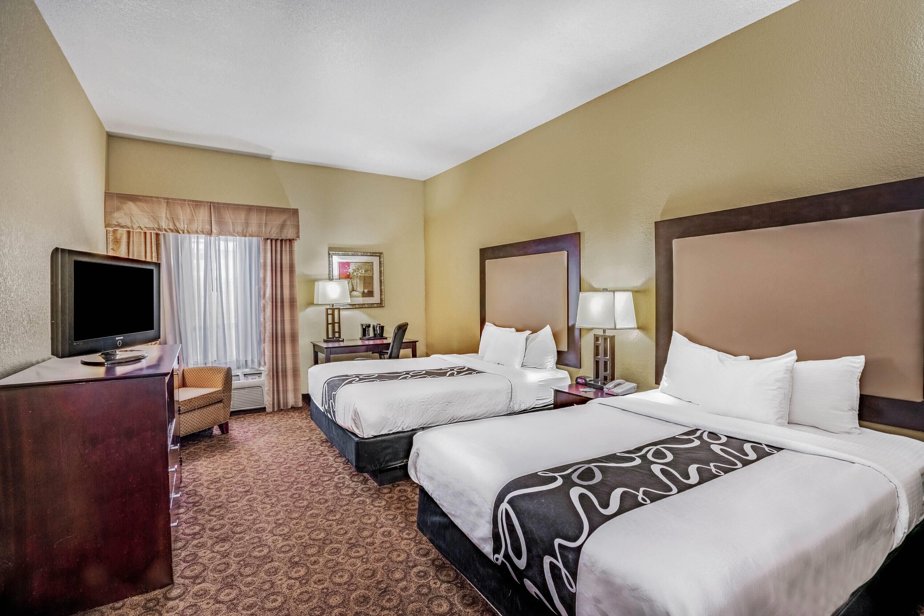 Deluxe Room, 2 Queen Beds, Non Smoking | Premium bedding, pillowtop beds, desk, blackout drapes