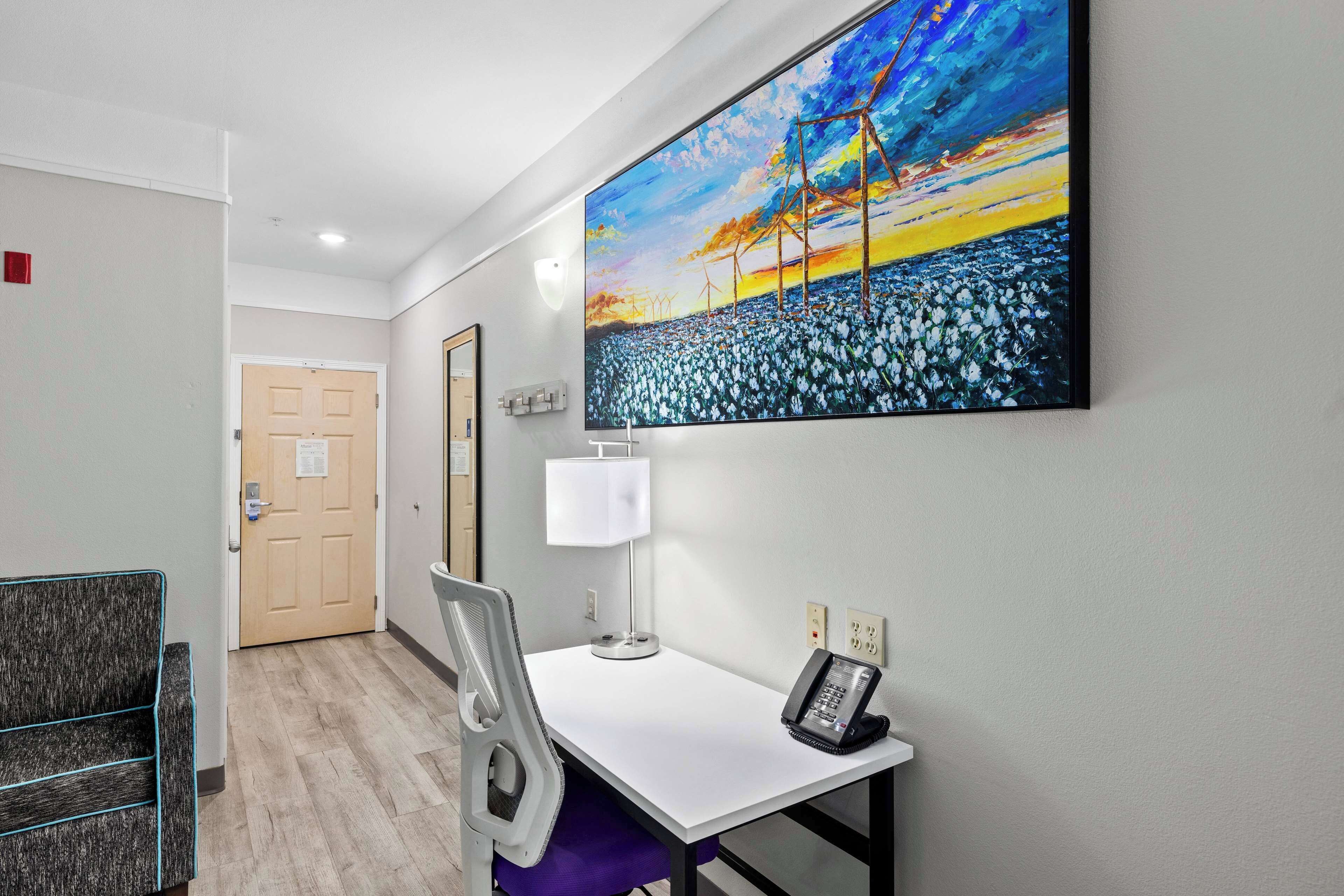 room, 2 queen beds, non smoking | 1 bedroom, premium bedding, pillow-top beds, desk