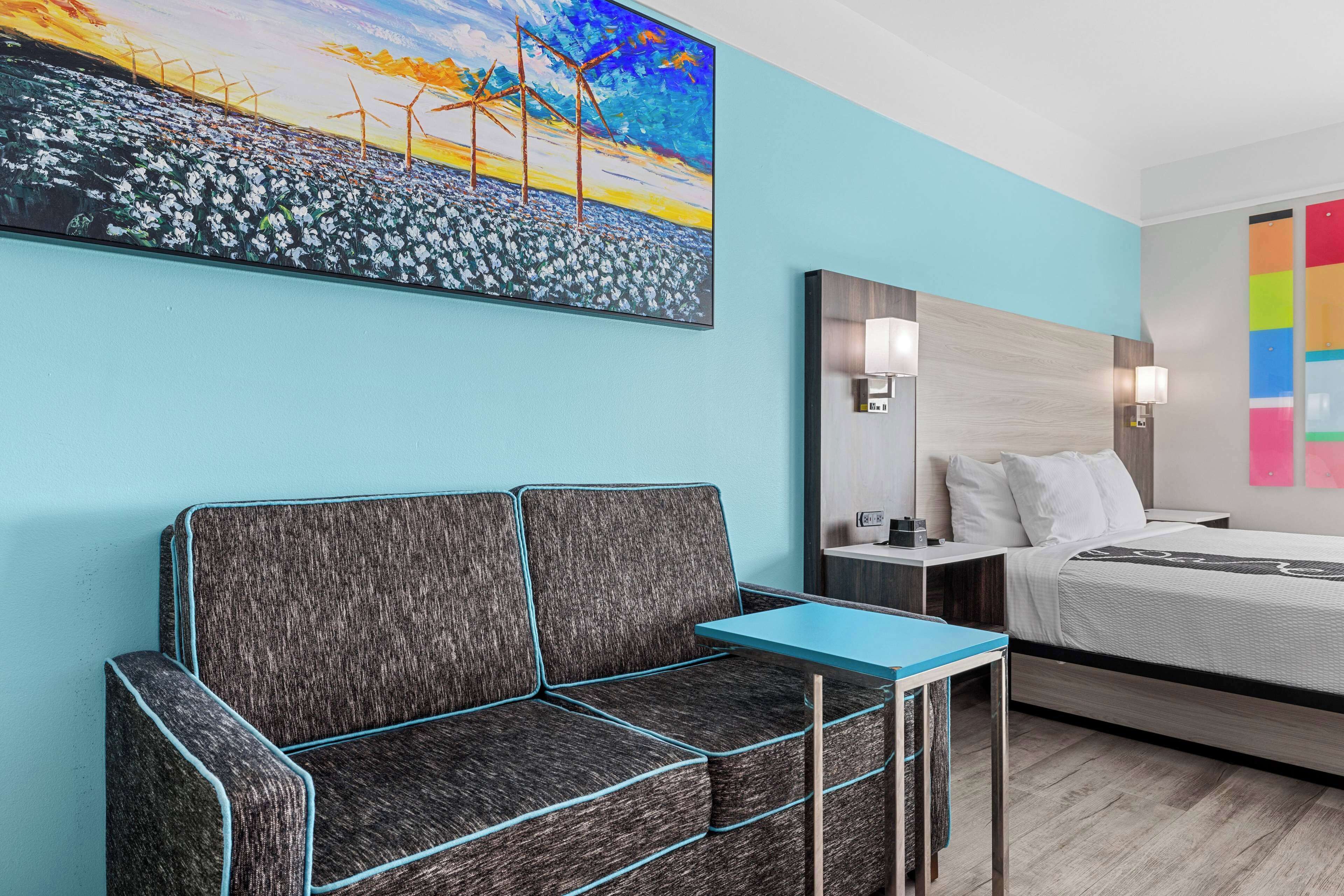 Literie de qualité supérieure, surmatelas, bureau