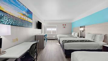 Familieværelse til 3 personer - flere senge - ikke-ryger | Premium-sengetøj, senge med topmadrasser, skrivebord