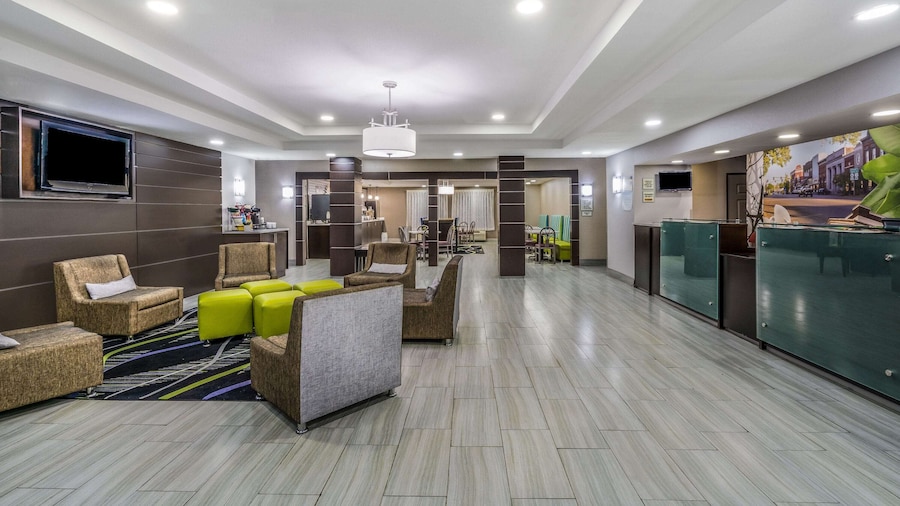 La Quinta Inn & Suites by Wyndham Canton MS