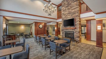 Desayuno completo incluido todos los días