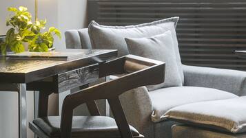 In-room safe, desk, iron/ironing board, free WiFi