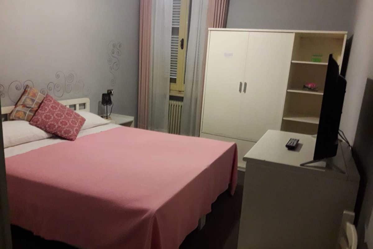 Habitación estándar con 1 cama matrimonial o 2 individuales, 1 cama Queen size | Ropa de cama