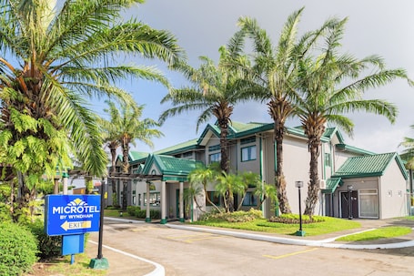 Exterior. Microtel Inn by Wyndham Cabanatuan
