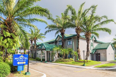 Microtel Inn by Wyndham Cabanatuan