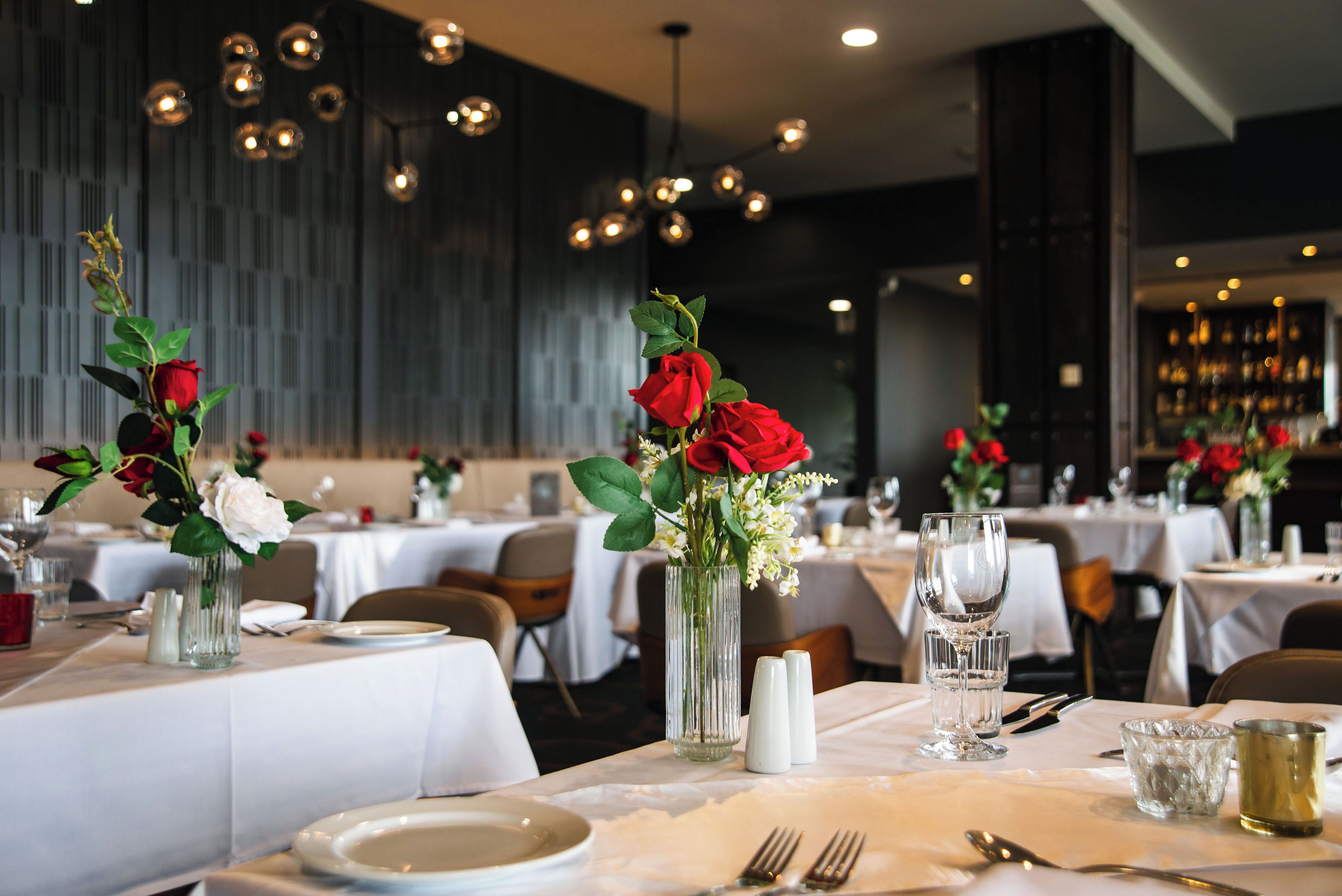 breakfast, lunch, dinner served; golf course views