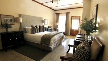 Standard Double Room | Individually decorated, individually furnished, desk