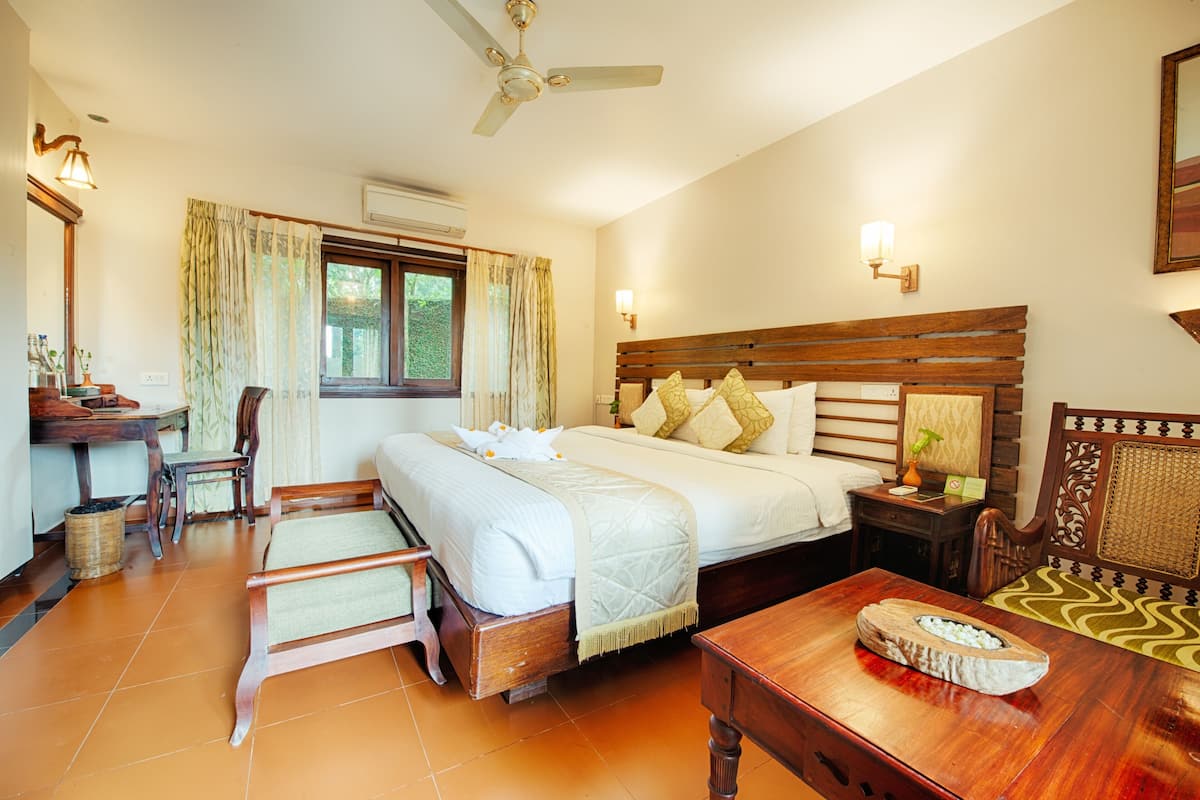 1 bedroom, premium bedding, minibar, in-room safe