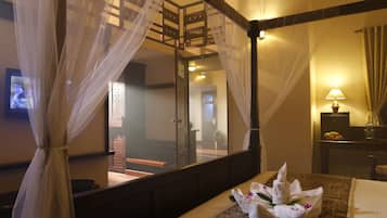 Ropa de cama de alta calidad y minibar