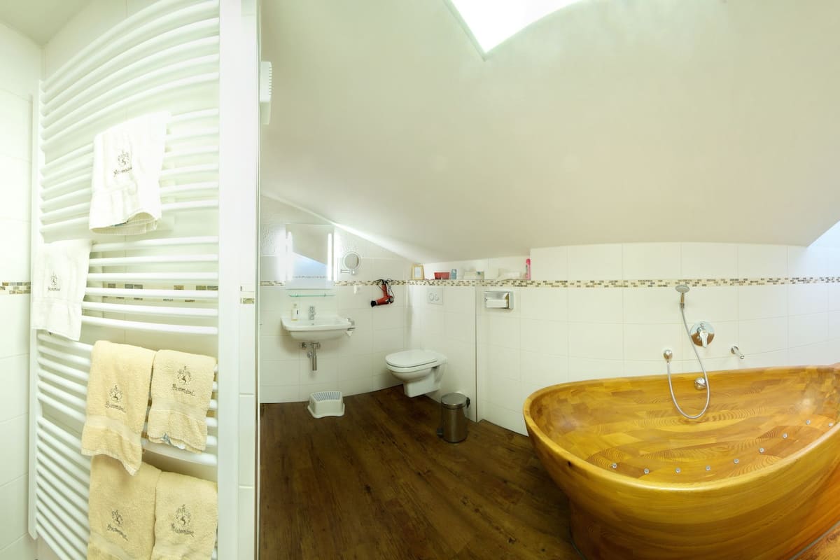 standard double room (theme) | bathroom | free toiletries, hair dryer, towels