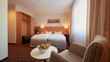 Double Room (Rotthal) | In-room safe, desk, cribs/infant beds, free WiFi