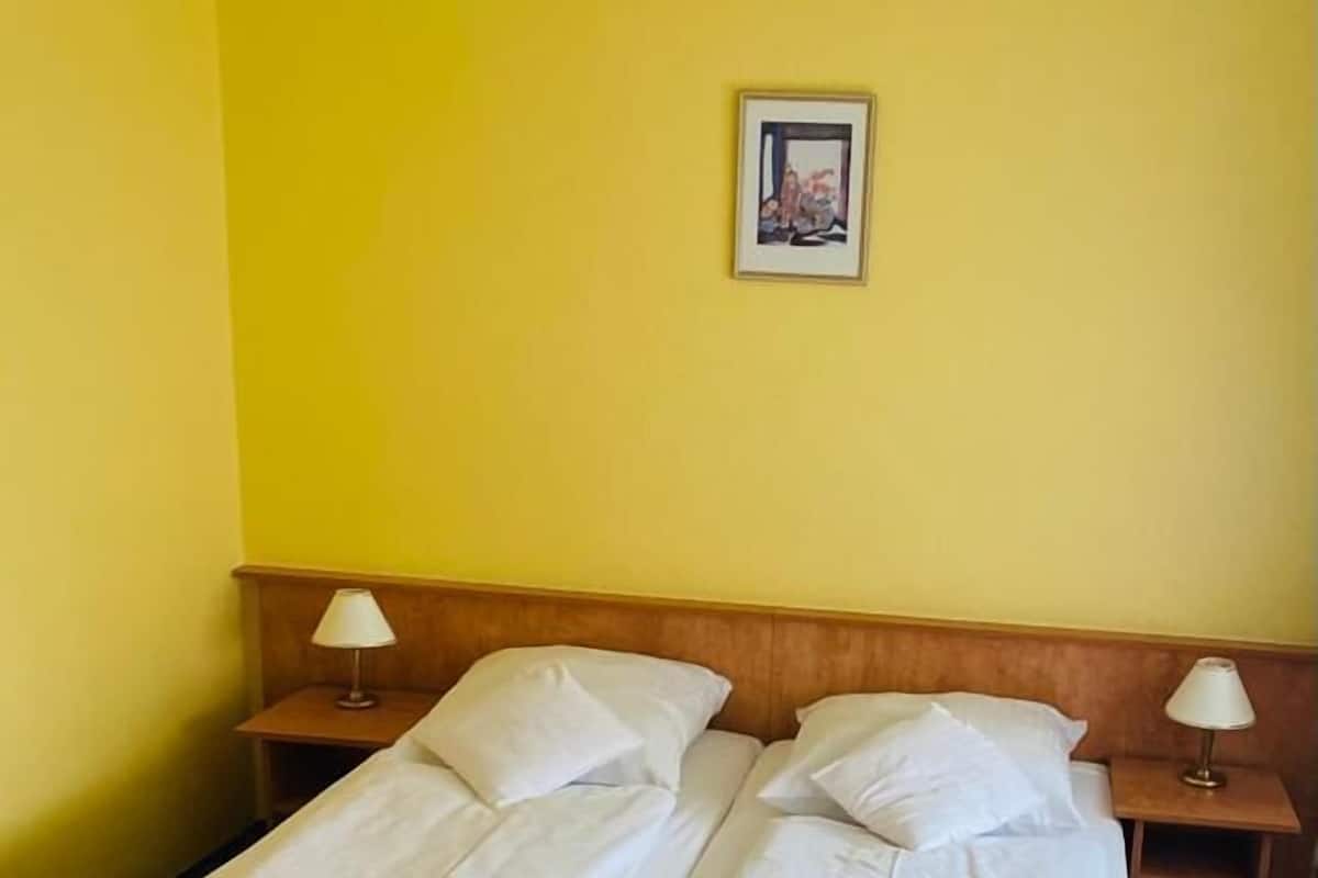 1 slaapkamer, een kluis op de kamer, gratis wifi, beddengoed