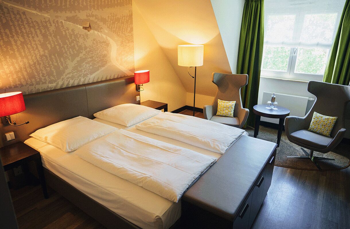 Komfort Doppelzimmer | 防过敏的被褥、迷你吧、客房内保险箱、办公桌