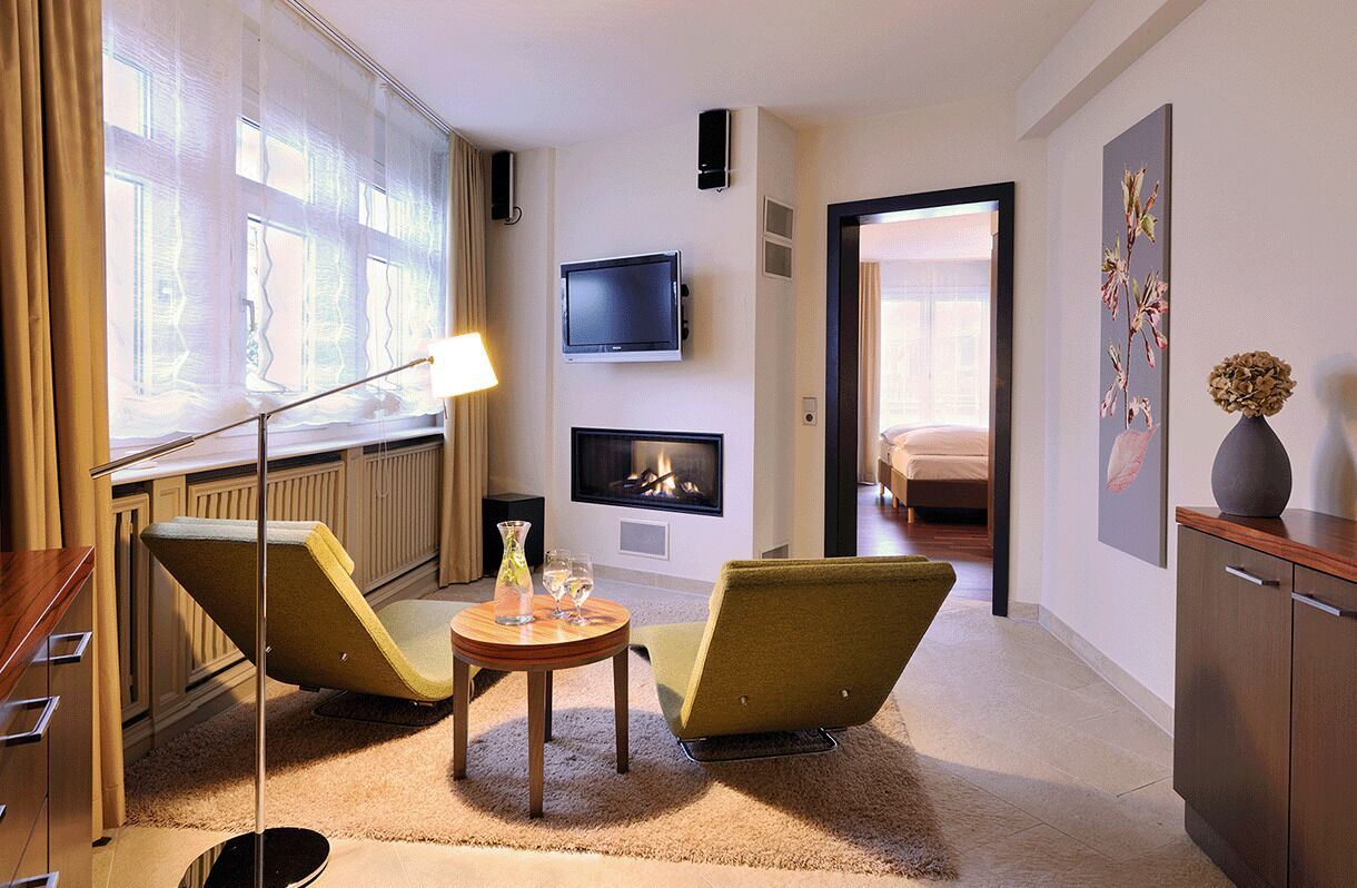 Spa Suite mit Sauna | 防过敏的被褥、迷你吧、客房内保险箱、办公桌