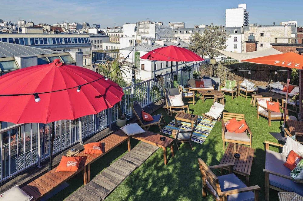 Relais de Lyon by Malone