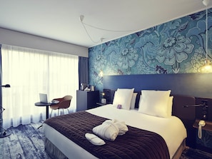 Premium bedding, pillowtop beds, in-room safe, blackout drapes