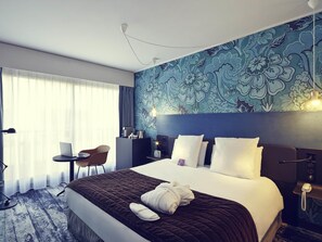Sengetøy av topp kvalitet, senger med overmadrass og minibar (inkludert)