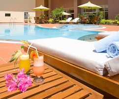 Kolam renang terbuka