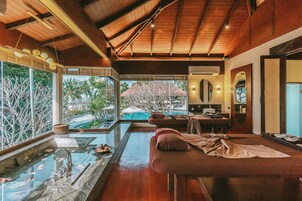 Sauna, hot tub, body treatments, aromatherapy, Thai massages