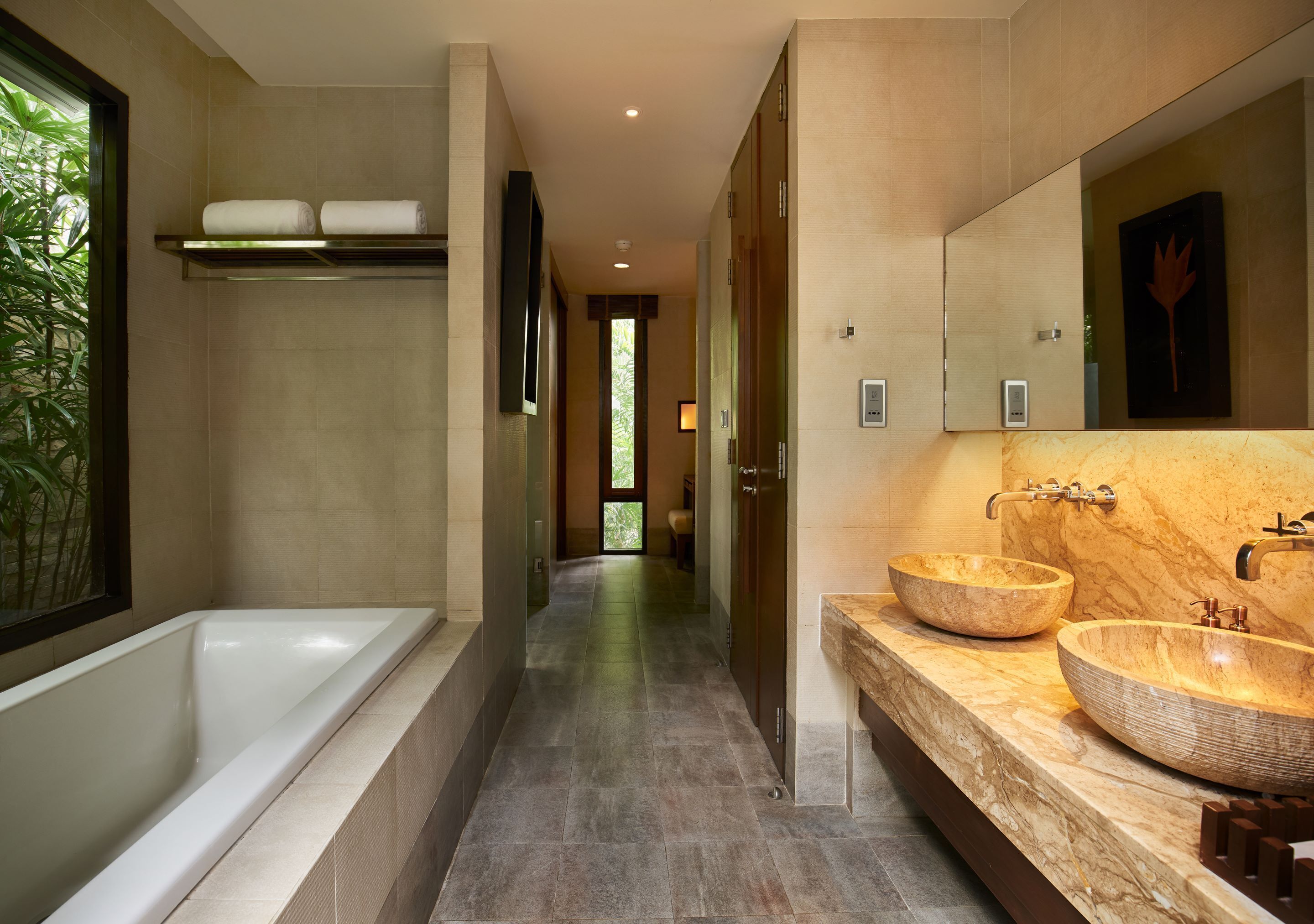 suite, jetted tub, garden area | deep-soaking bathtub