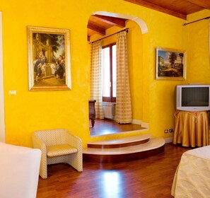 In-room safe, desk, free WiFi, bed sheets - Park Hotel Villaferrata (Grottaferrata)