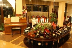 Breakfast area - Hotel Baron (Tirana)