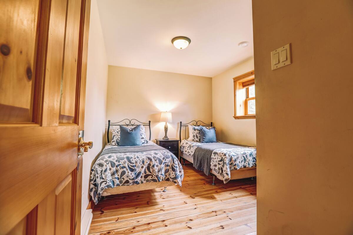 Standard-Chalet | 3 Schlafzimmer, hochwertige Bettwaren, individuell dekoriert