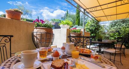 Hotel Restaurant Le Gardon - Pont du Gard