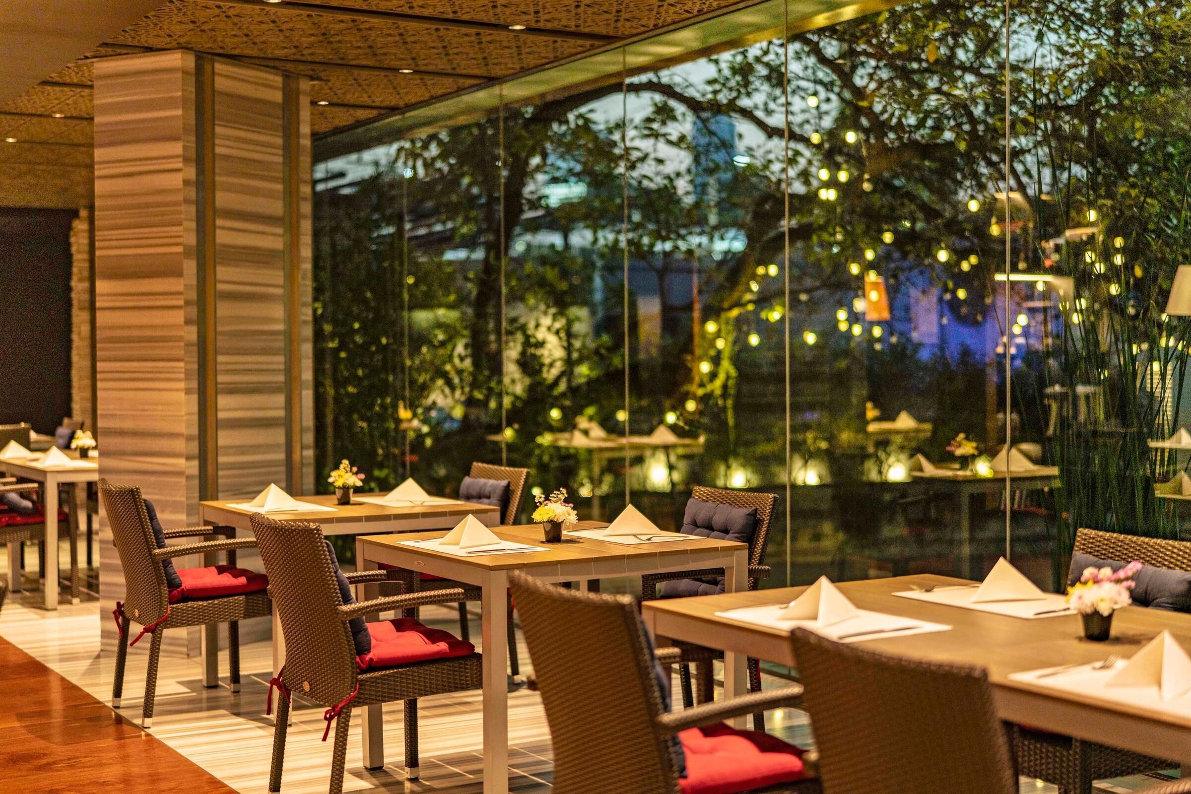 Se sirven desayunos, comidas, cenas y cocina internacional 