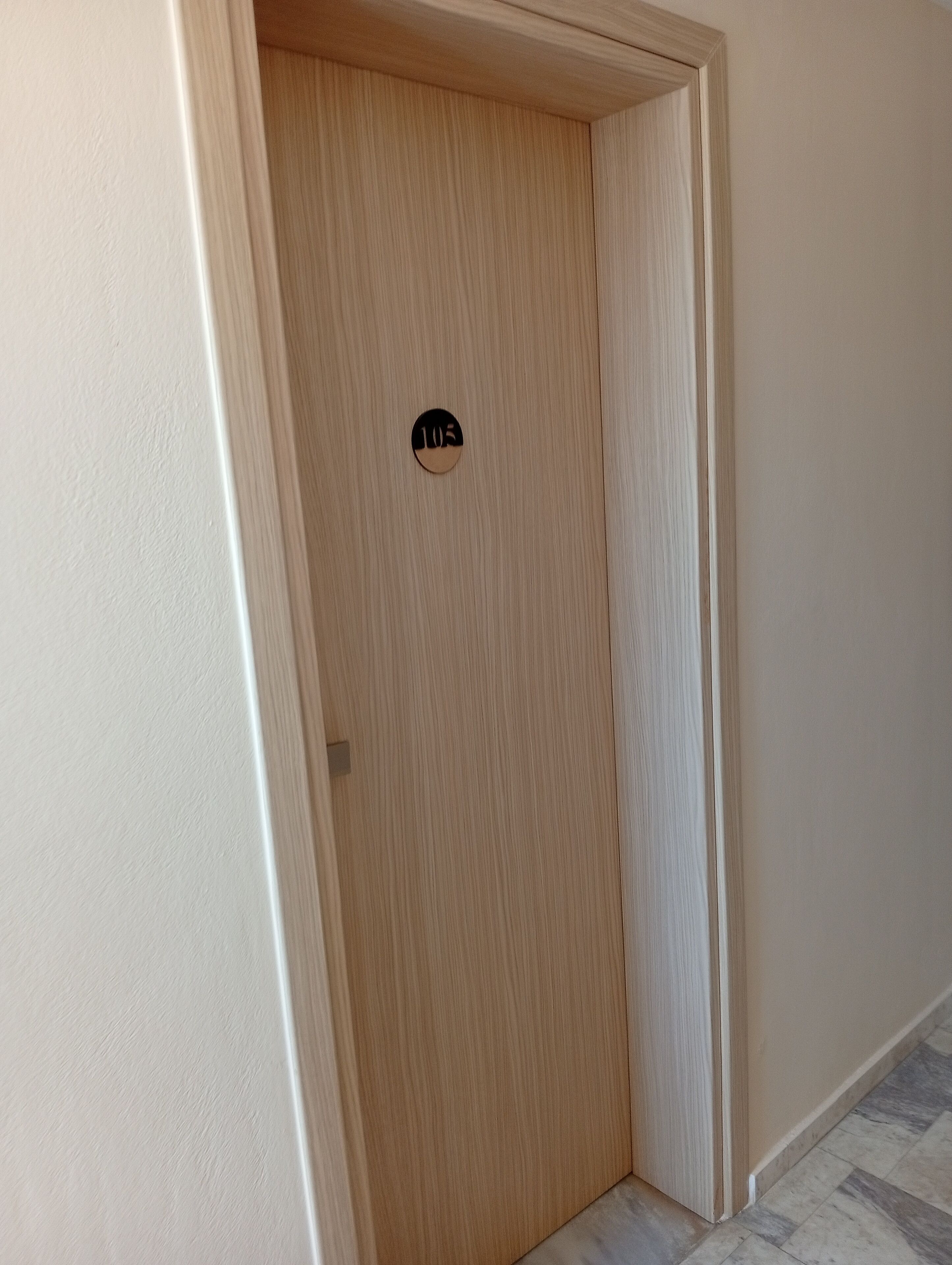 Foto - Leonidas Hotel & Studios