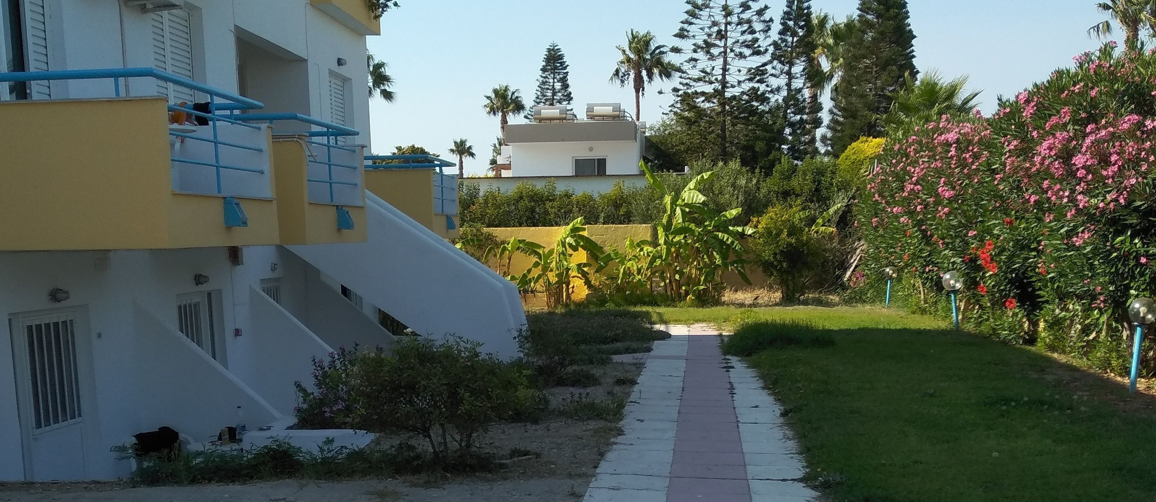 Foto - Leonidas Hotel & Studios