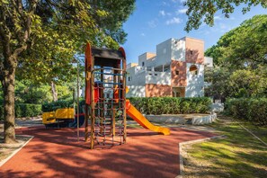 Children’s play area – outdoor - Résidence Pierre & Vacances Les Terrasses Du Parc (La Grande-Motte)