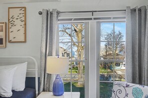 Deluxe Room, 1 King Bed, Lake View (Schrayer) | Individually decorated, individually furnished, iron/ironing board - Waters View Inn (South Haven)