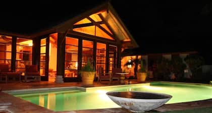Ho'oilo House