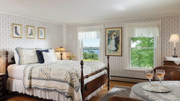 Deluxe-Zimmer, 1 Queen-Bett, eigenes Bad (Rose Room) | Bettwäsche aus ägyptischer Baumwolle, hochwertige Bettwaren