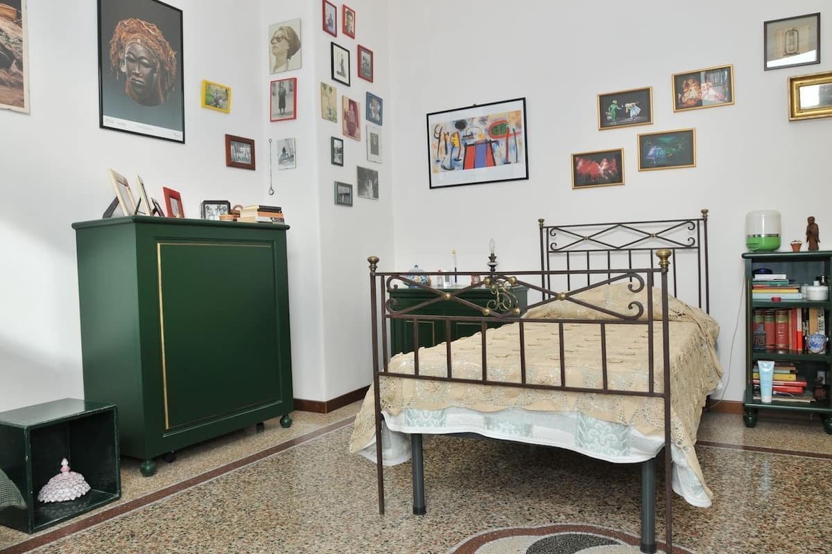 Habitación estándar | Sábanas italianas Frette y camas Select Comfort