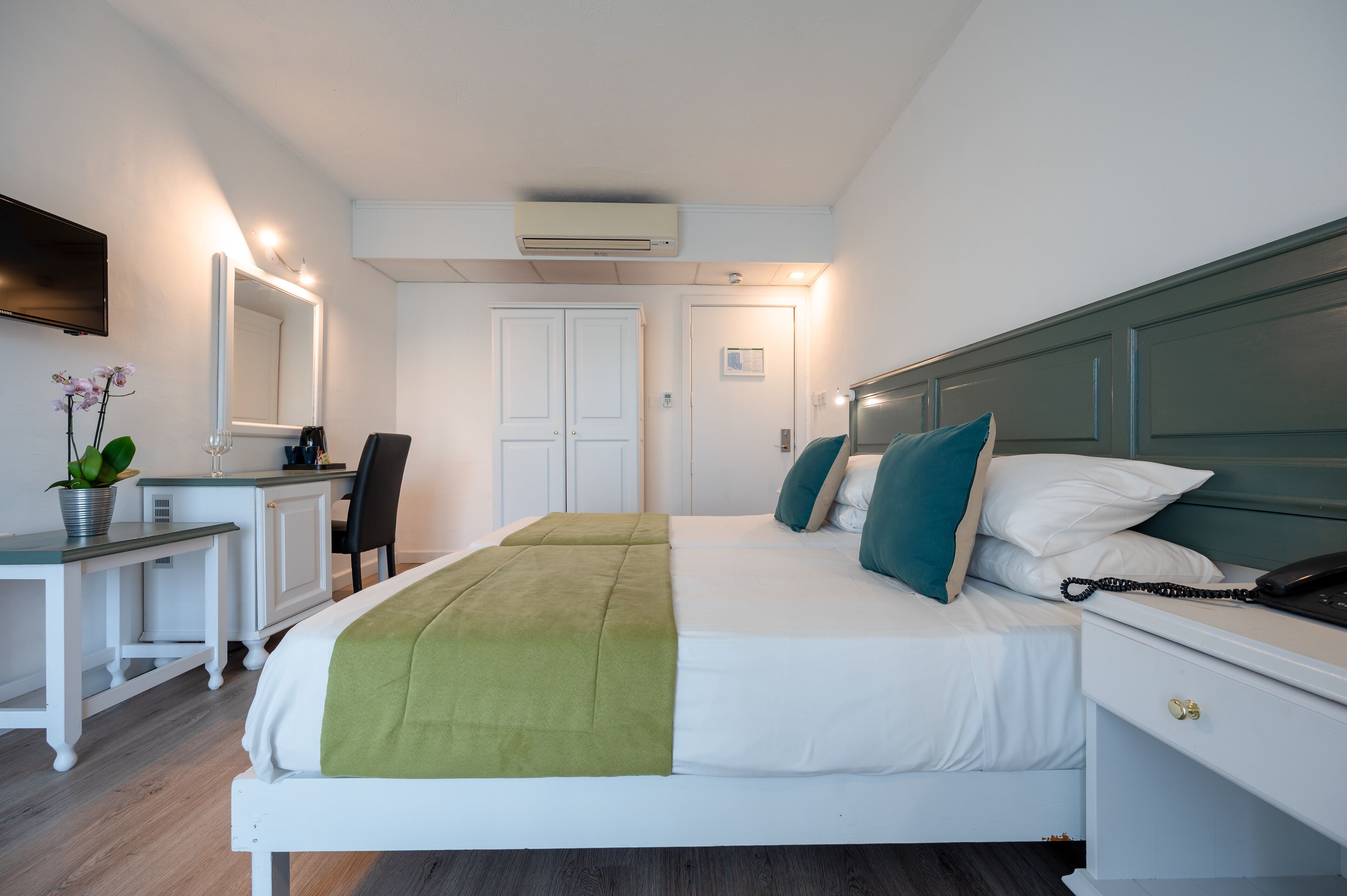 Foto - Gillieru Harbour Hotel