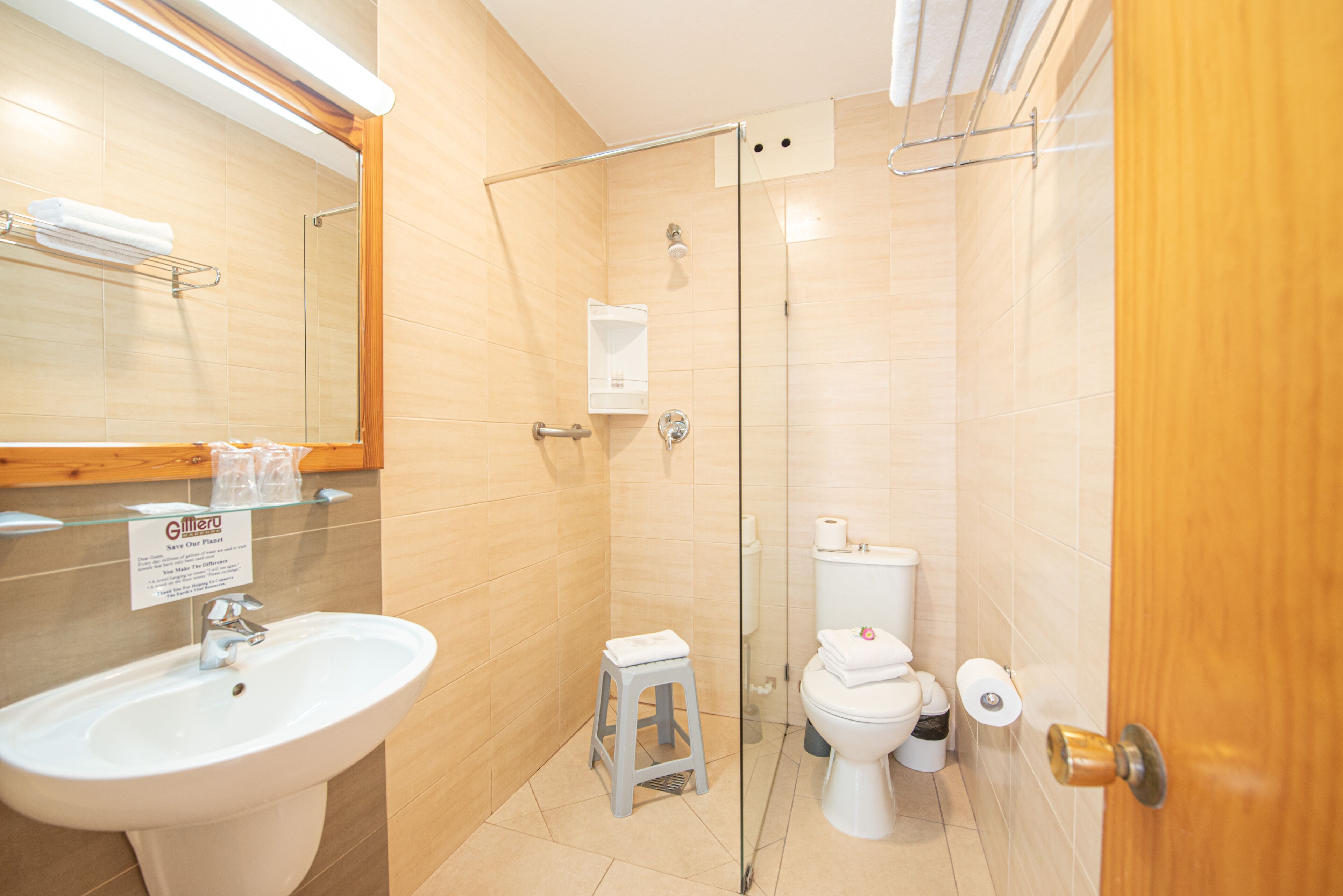 Foto - Gillieru Harbour Hotel